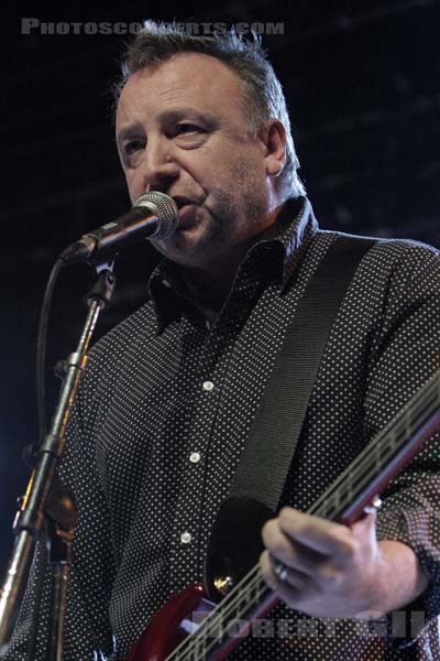 PETER HOOK AND SECTION 25 - 2008-11-06 - PARIS - Elysee Montmartre - 